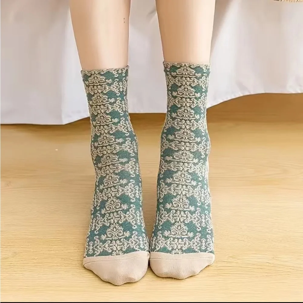 Floral Tube Socks Variety 5 Pack